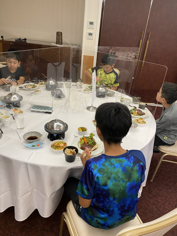 D1d404128d934d3bb1bbf3c8a33e4eba